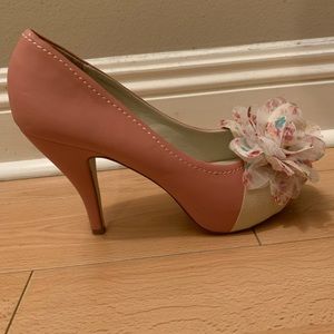 Heels for the ladies!